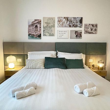 B&B Domus Teano Luxury Rooms Рим Екстериор снимка