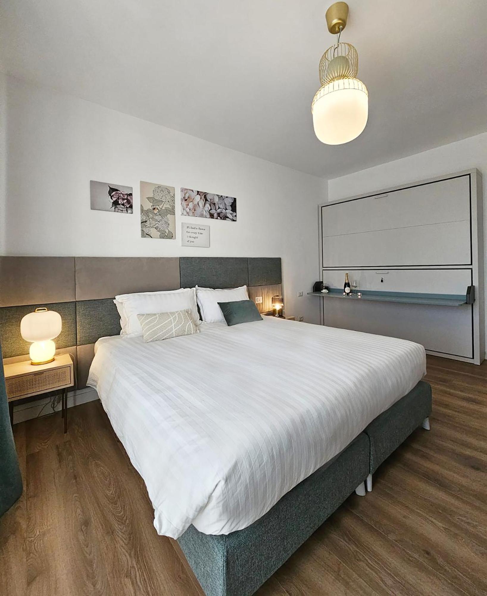 B&B Domus Teano Luxury Rooms Рим Екстериор снимка